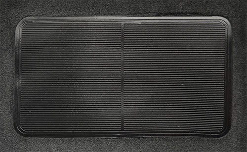 Alfombra para camioneta Isuzu 1988-1995 - Cutpile | cabina extendida Foto 3 de 4