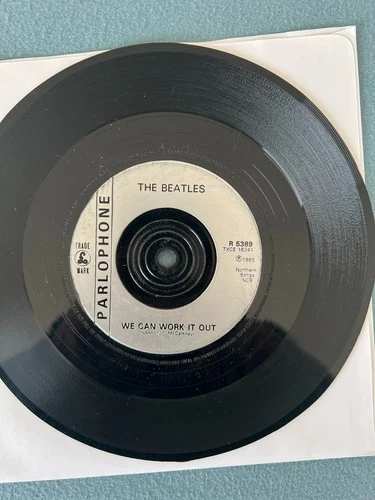 The Beatles We Can Work It Out / Day Tripper, R 5389. 6th Pressing SILVER RARE