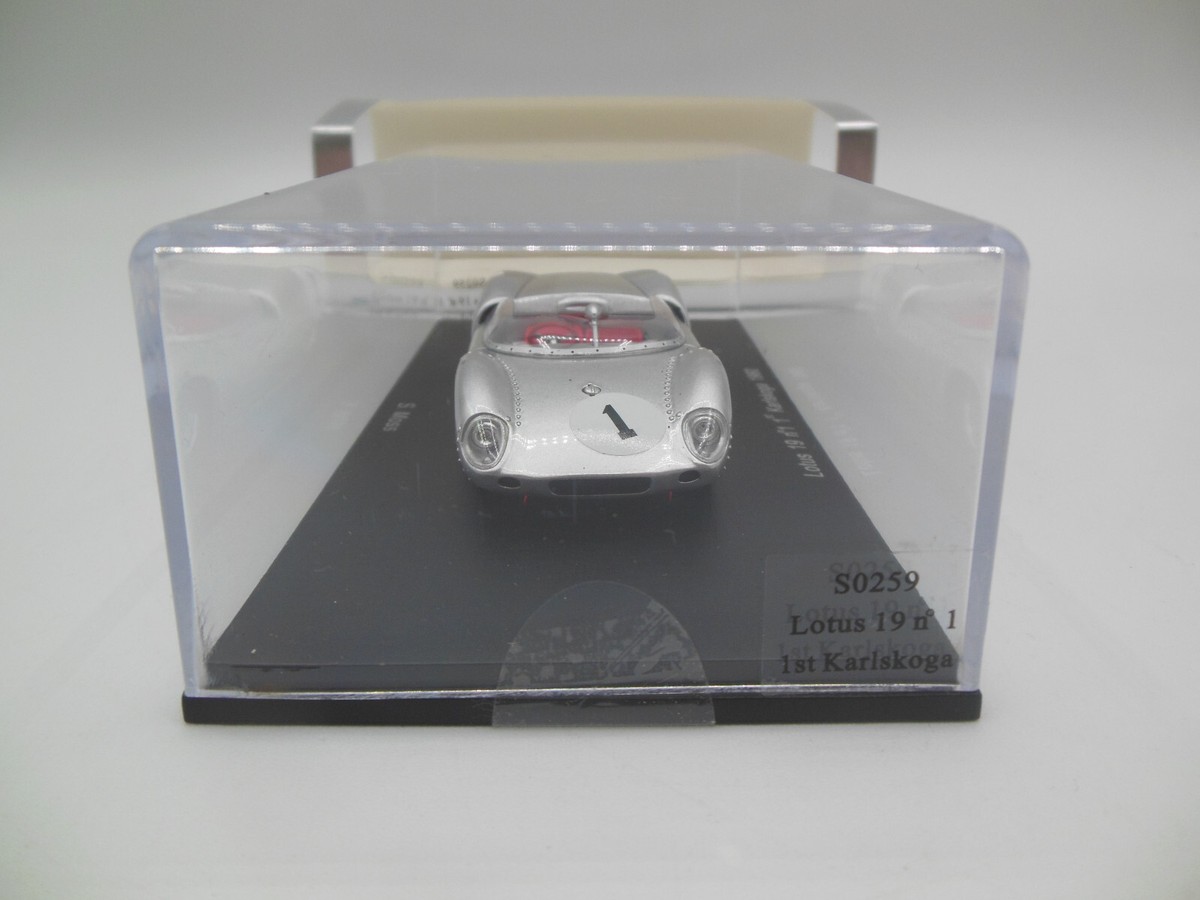 Spark S0259 Lotus 19 N°1 – Vainqueur Karsloga 1960, Stirling Moss, 1/43, Prévente