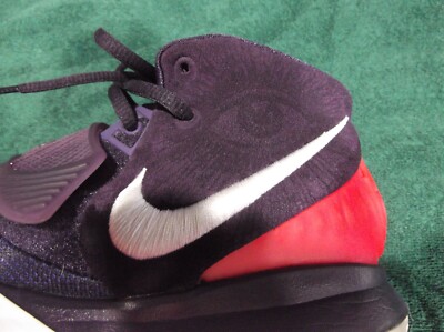 kyrie irving shoes junior