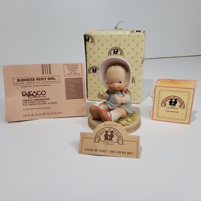 Memories of Yesterday ''Luck At Last - He Loves Me!'' Figurine 1989 Enesco 520217