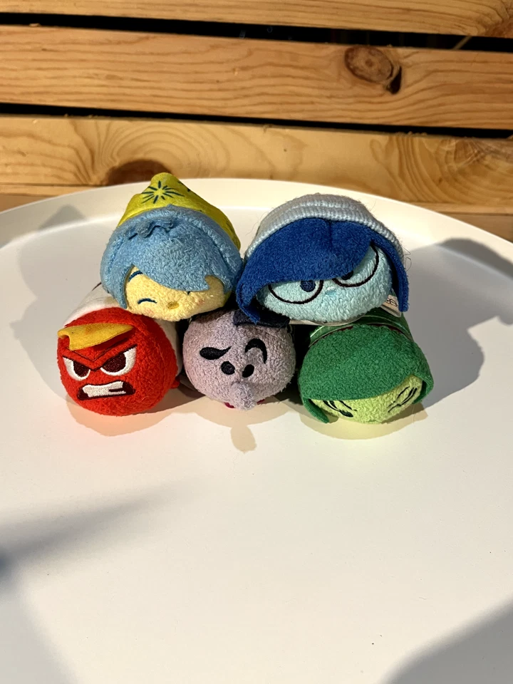 Disney Inside Out Tsum Tsum Plush Set of 5 INCLUDES 1 ADDITIONAL SURPRISE PLUSH - Image 2 of 2