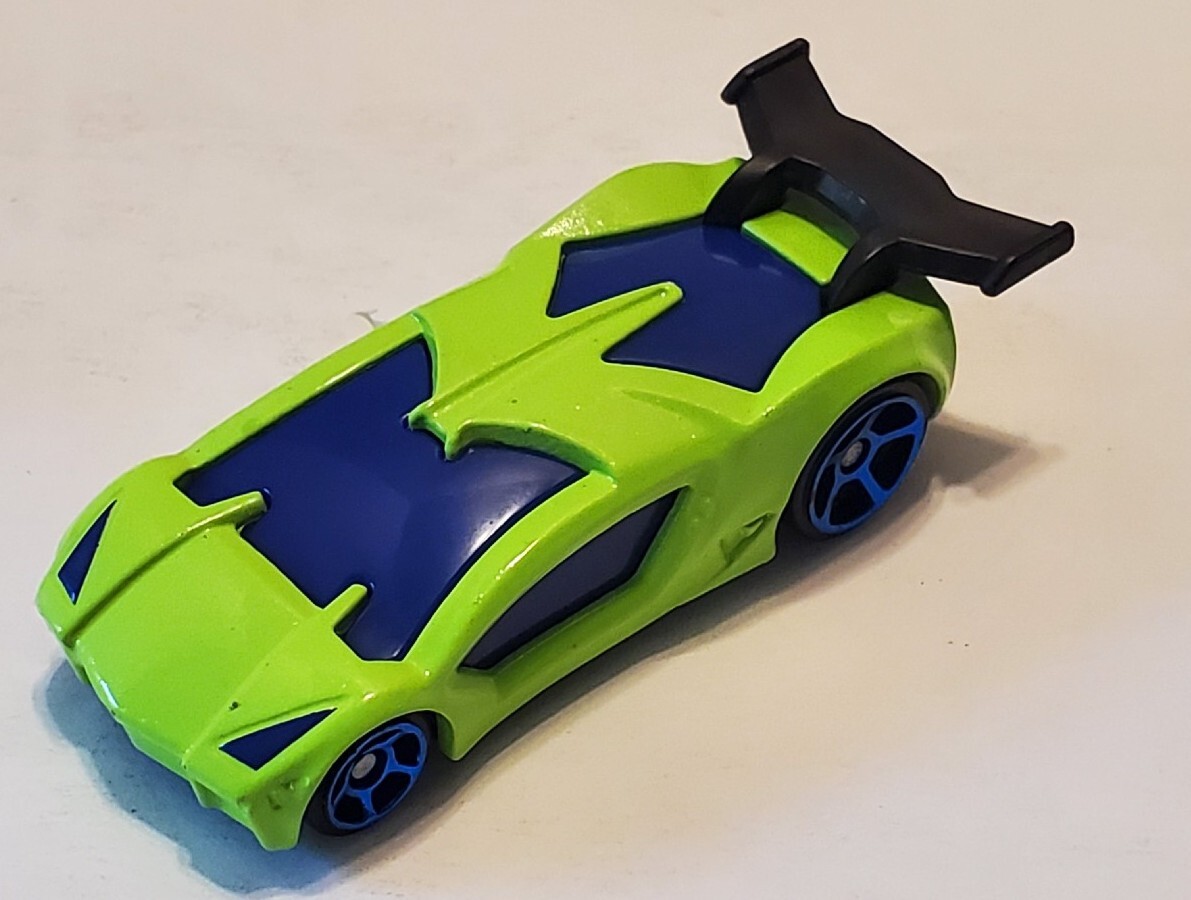 2009 Mattel Hot Wheels Lime Green & Blue Made for McD's Vietnam