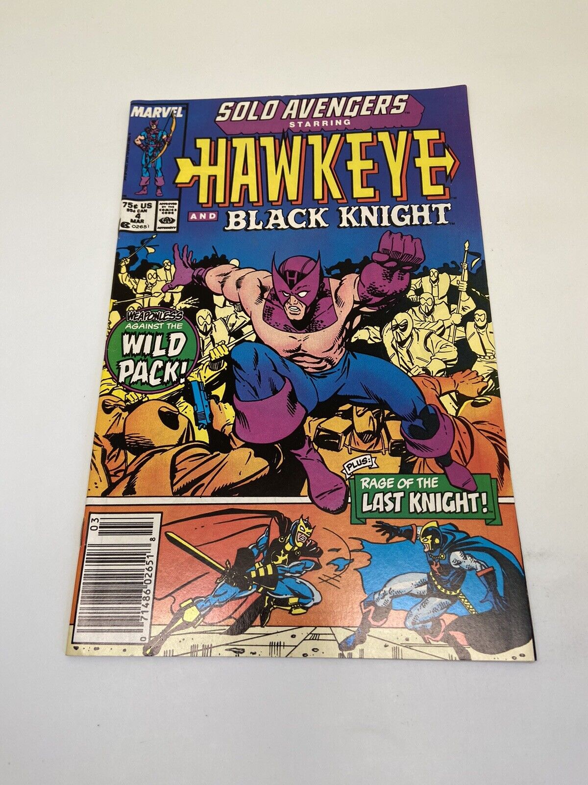 SOLO AVENGERS-HAWKEYE &BLACK KNIGHT #4 MAR,-1987-MARVEL COMIC-IN PLASTIC SLEEVE