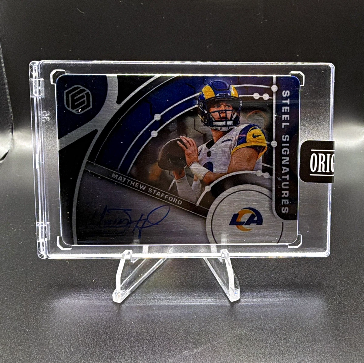 Matthew Stafford Autographed Football Sports Trading Cards