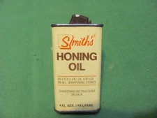 Vintage Smith’s Honing Oil Can Tin 4oz About Half Full.