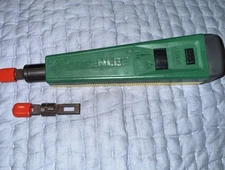 GREENLEE COMMUNICATIONS PUNCH DOWN TOOL MODEL 46020 Made in USA ,  W/ 2 Blades