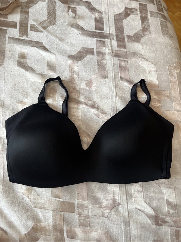 Ladies Warmer Black Bra Size 36C 