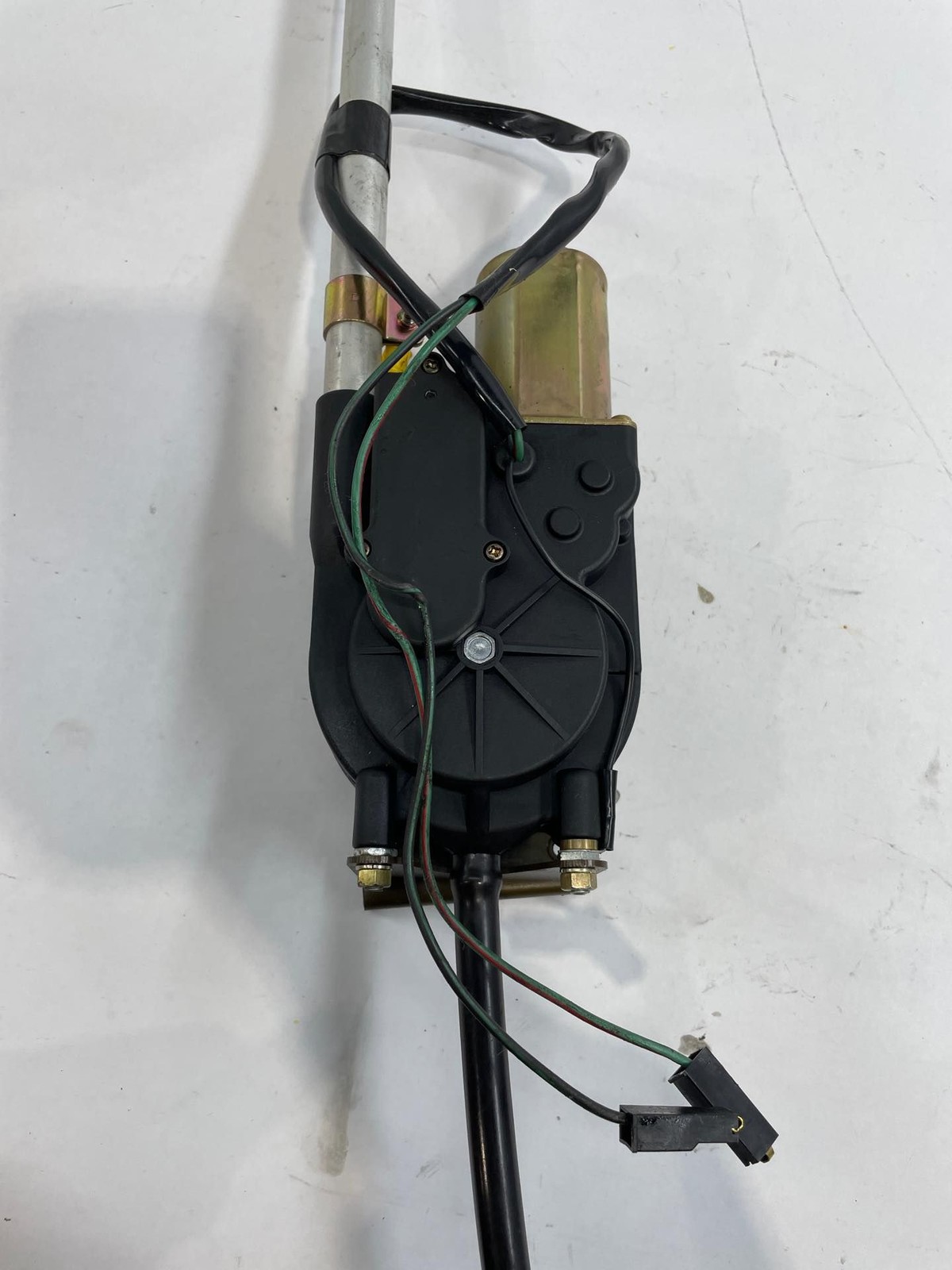 1995 Rolls Royce Silver Spur 6.8L Antena W/ Motor Ground & Harness Ud 75614 OEM