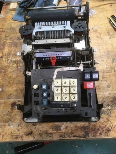 Vintage Olivetti Electrosumma 22 Adding Machine - Parts Only - Picture 5 of 8
