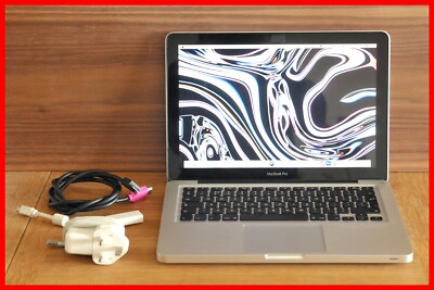 Apple MacBook Pro 13, 2,5GHz Core i5, 500GB SSD, 8GB Ram, OSX 10.15