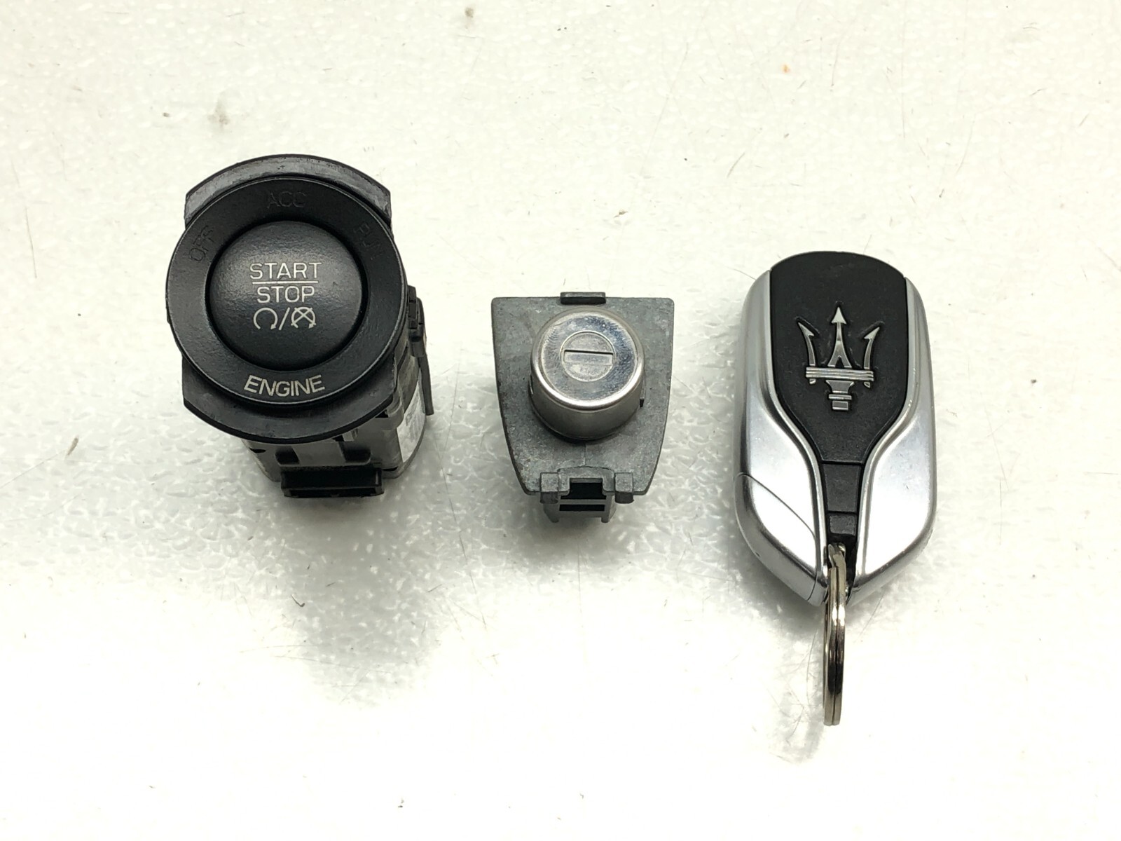 2014-2017 MASERATI GHIBLI SQ4 ENGINE COMPUTER CONTROL MODULE W/LOCK KEY OEM 55K.