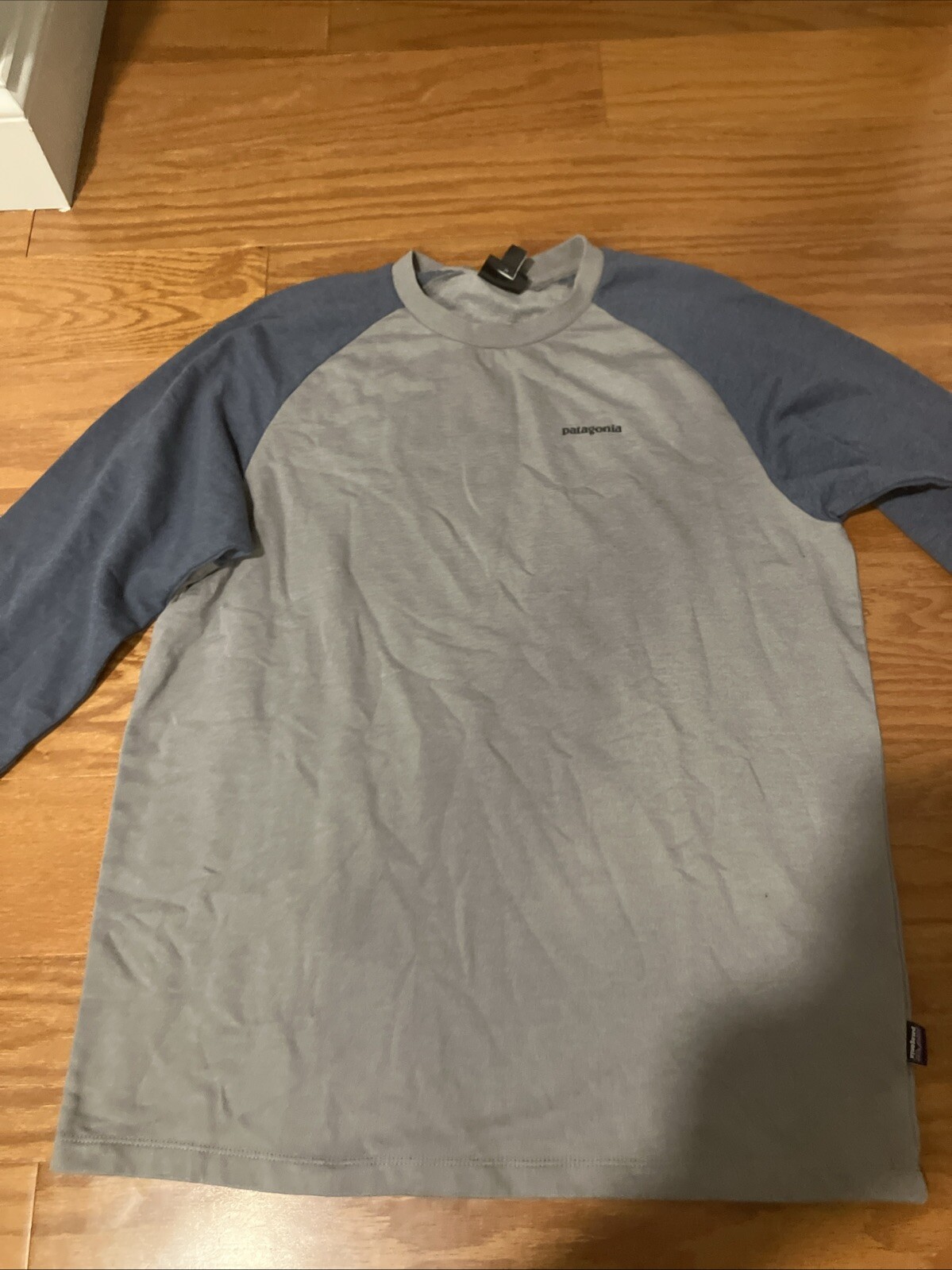 Picture 1 of 3