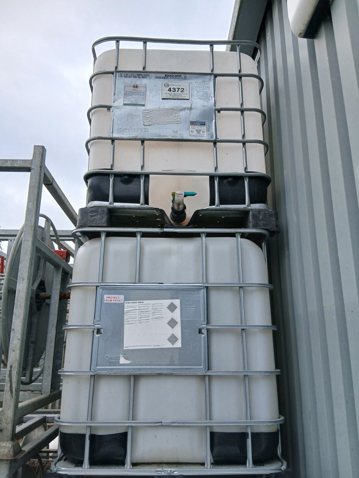 1000L IBC Tank Container Storage Steel Cage Used – Multiple Available ...