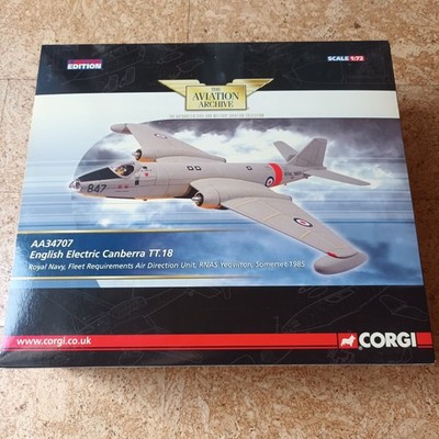 Corgi, English Electric Canberra TT.18, Royal Navy, AA34707, 1:72