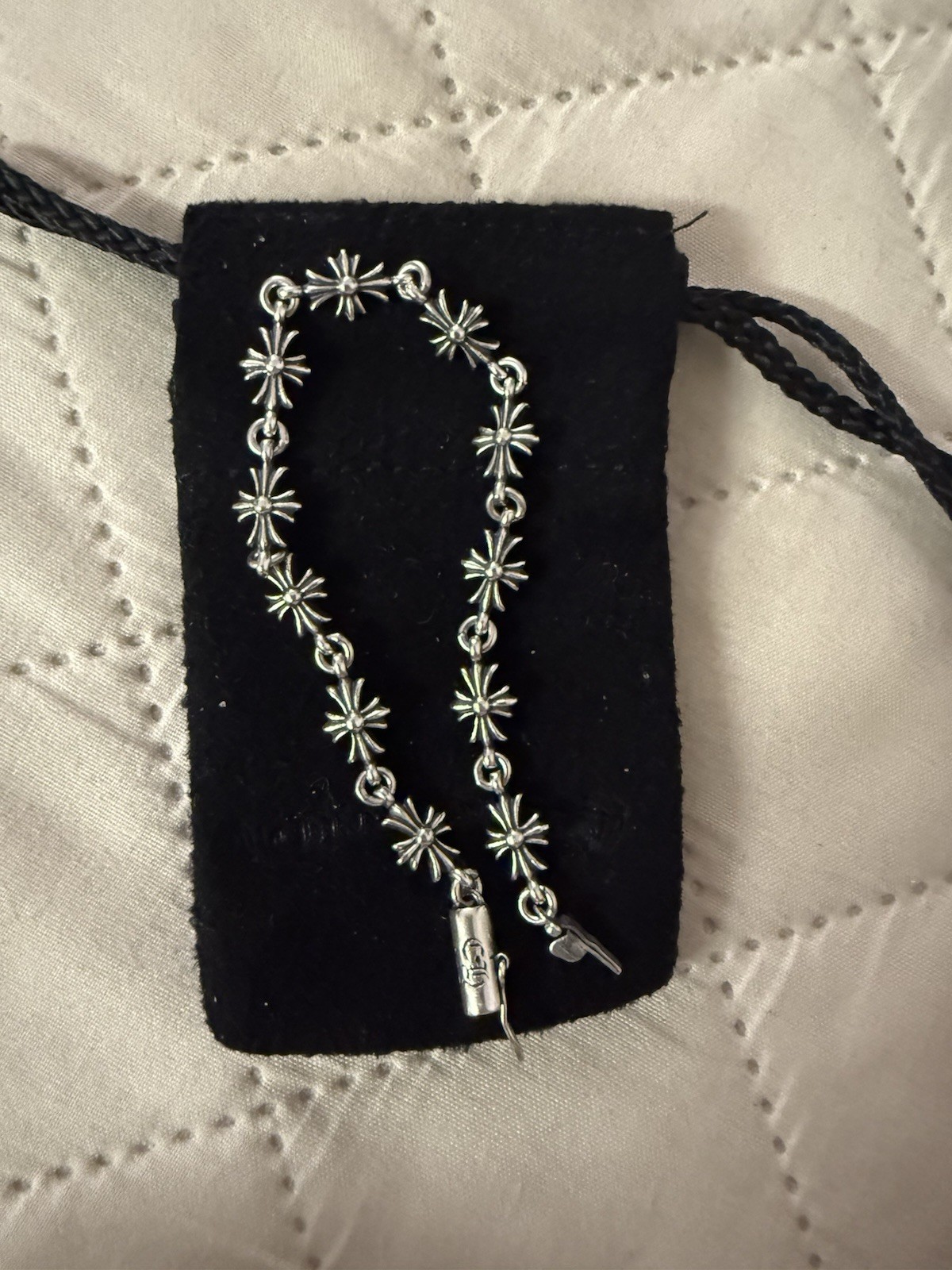 CH Tiny e Bracelet 11 Links - image 1