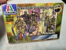 Italeri WW II German Paratrooper Grune Teufel Soldier Figures 1/72 6045