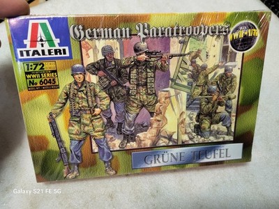 Italeri WW II German Paratrooper Grune Teufel Soldier Figures 1/72 #6045