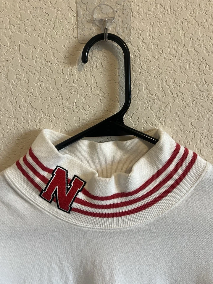 Camisa Vintage Adidas Team Nebraska Huskers Manga Longa Gola Tartaruga Branca Tamanho G - Imagem 3 de 4