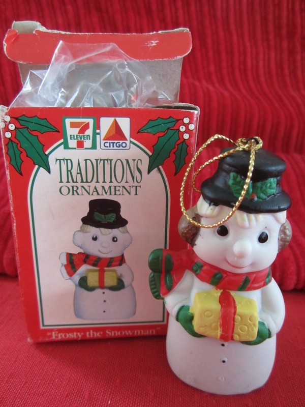 Vintage 7 Eleven Citco SNOWMAN 1992 Traditions Collection Ceramic Xmas Ornament