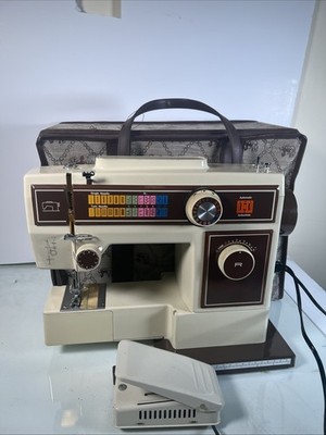 Frister & Rossmann sewing machine With Case