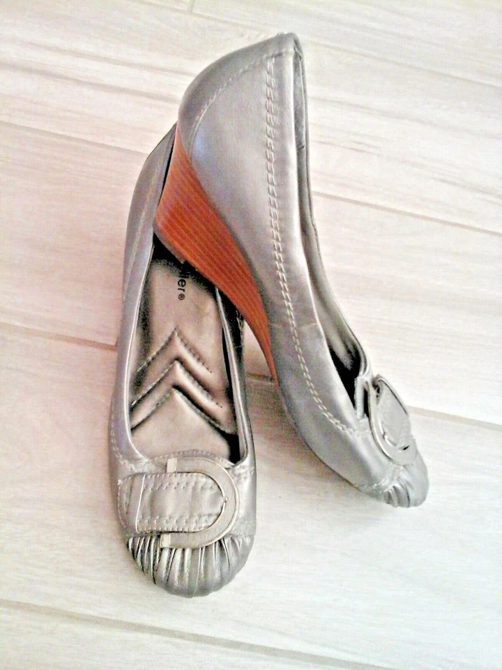 Andrew Geller Yaleeda Pewter couro cinza bomba cunha superior deslizante. Tamanho 8M - Imagem 2 de 4