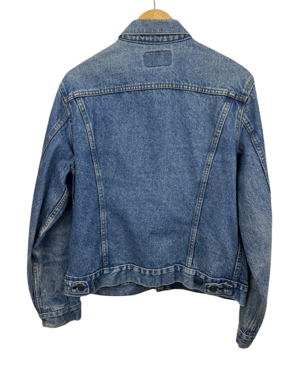 Vintage Levis Trucker 70506 0214 Type 3 Jackit Blue Wash Vintage Levis Trucker 70506 0214 Type 3 Jackit Blue Wash