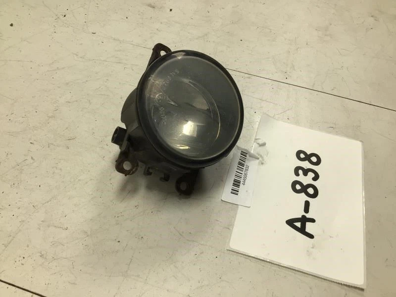 Ford Freestyle 2005 luz antiniebla delantera izquierda del lado del conductor compatible con Mustang 06-17 OEM Foto 3 de 4
