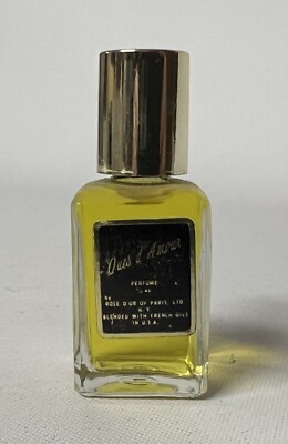 Vintage Ques d' Amour Perfume by Rose D Or of Paris 1/2 oz - UNUSED