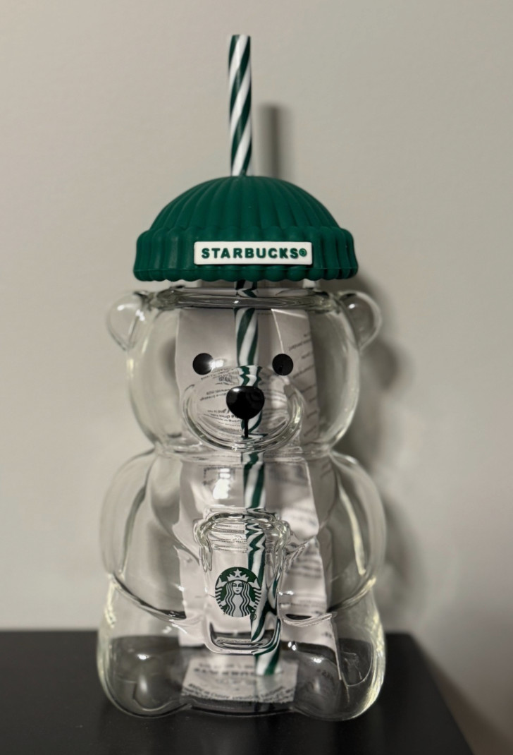 2025 Starbucks Barista Bear Cup Limited Edition Glass Cup Xmas gift 503ml
