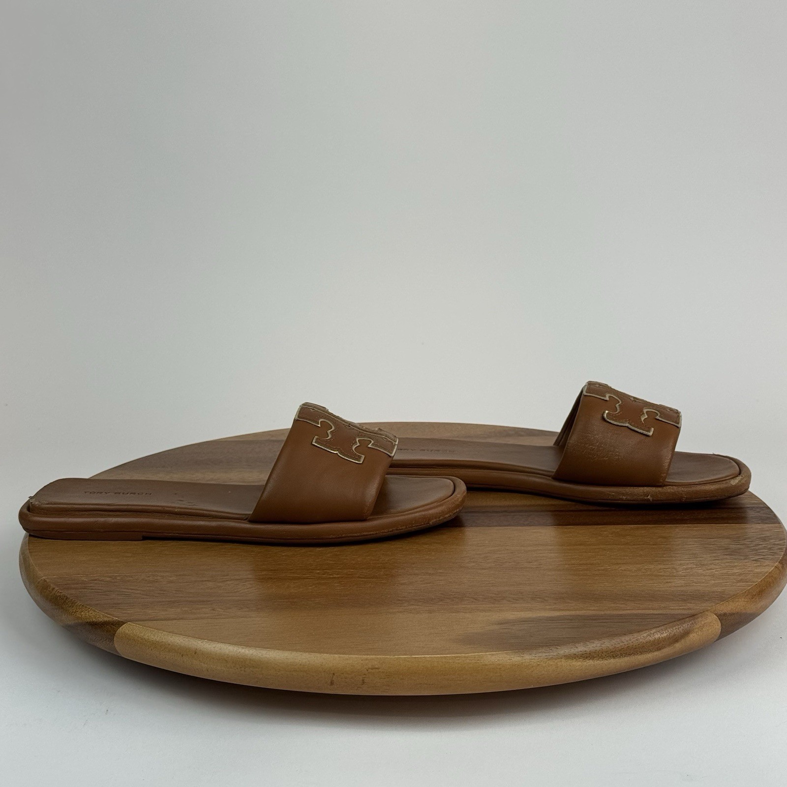 Womens Tory Burch Double T Tan Leather Slip On Flat Sport Slides Sandals Size 8