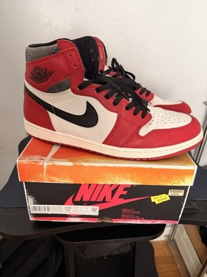 Air Jordan 1 Retro High OG Chicago Lost and Found Size 15
