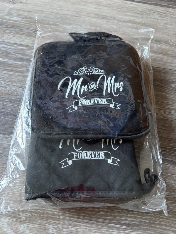 Mr.&Mrs. Forever. oven mitts and potholder gift  set black and white