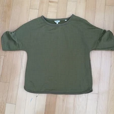 Women’s Max Studio Waffle Knit Olive Blouse Loose Fit Ruched Sleeve Small  B9