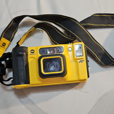 Minolta Weathermatic Dual 35 Waterproof Auto Focus Film Camera Yellow untested