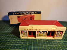 VINTAGE PLASTICVILLE 5 AND 10 CENT STORE KIT, RED ROOF, TAN WALLS, INSERTS & BOX