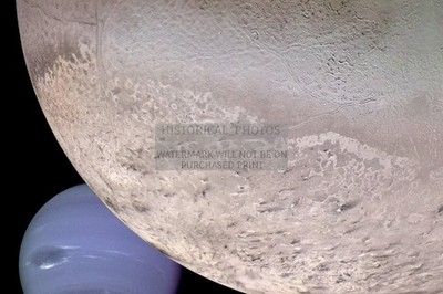 NEPTUNE AND TRITON MONTAGE SEEN FROM APPROACHING SPACECRAFT 4X6 PHOTO