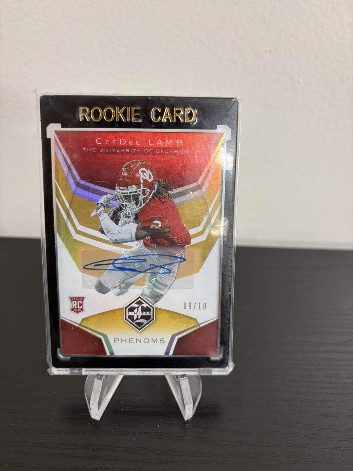CeeDee Lamb Panini Chronicles Draft Picks Limited Phenoms #5 Signature-Mirror Gold