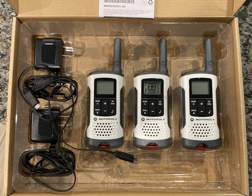 Talk about Two Way Radio By Motorola ( Set Of 3) - Zdjęcie 4 z 4