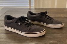 DC Men  s Shoes Anvil Canvas 9.5 Gray Brown Skater Sneakers Clean w Some Scuffs