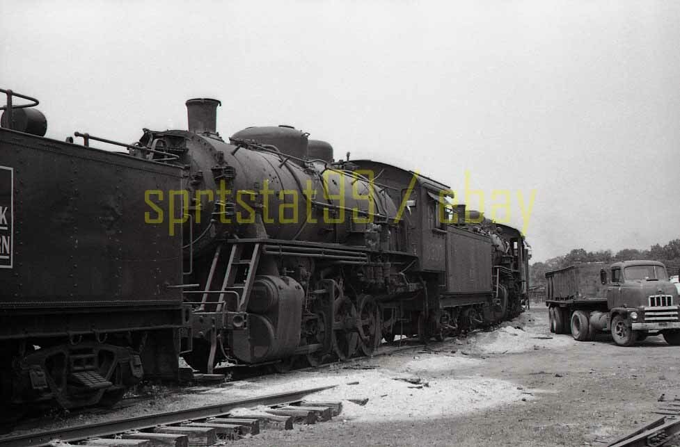 シンクウェイ　AT-AT 8133 Grand Trunk Western 70t AAR Hopper - #111823 – Smokebox