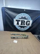 03-06 Nissan 350z Infiniti G35 VQ35DE Fuel Injector Rail Ramp 17521-8J101