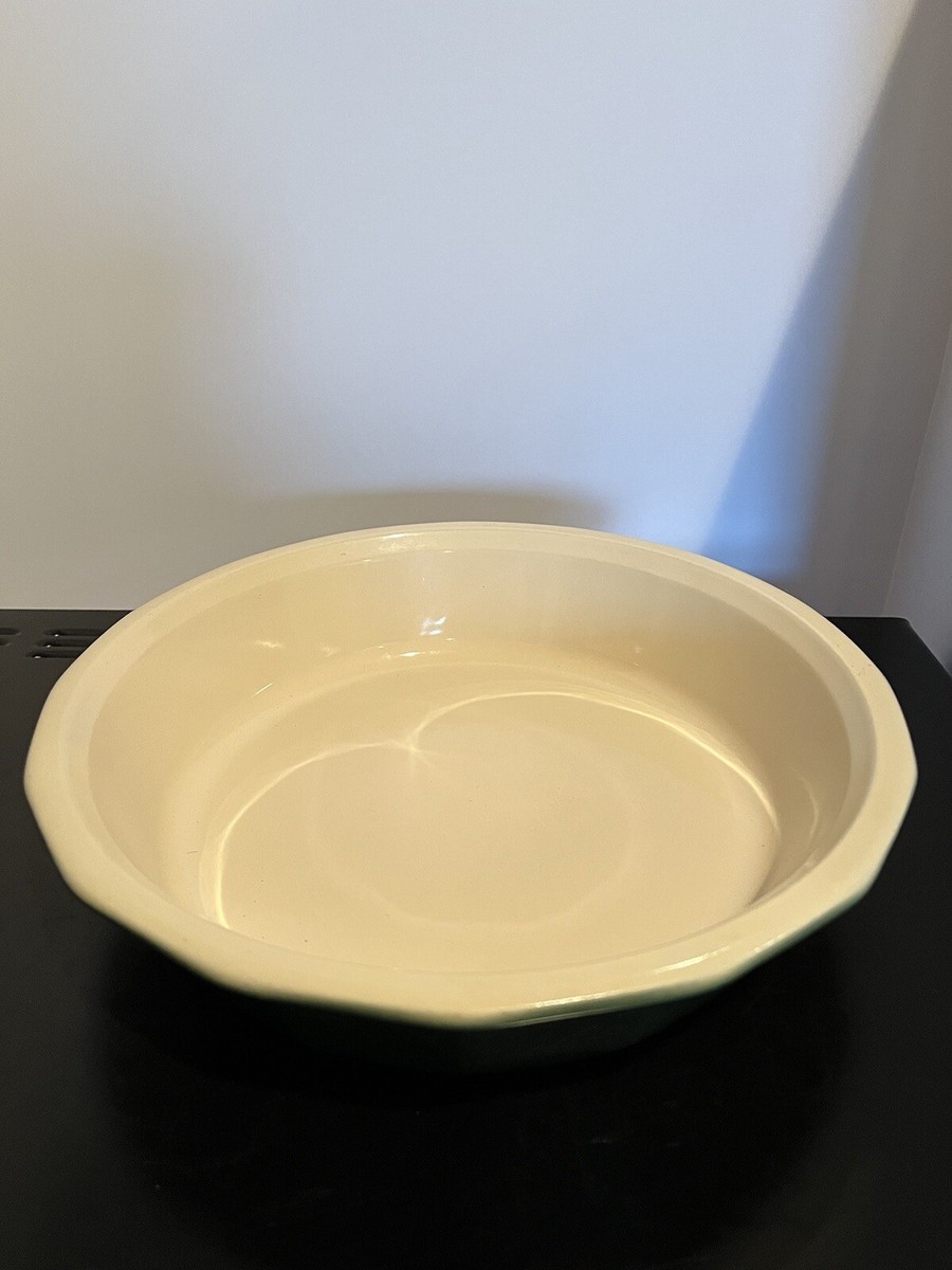 emile henry for Williams Sonoma 10” round baking dish green france