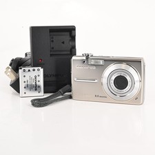 Olympus FE-280 8MP Digital Camera w/3x Zoom 061