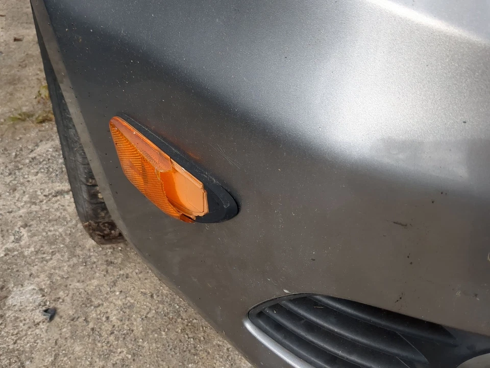 2010-2013 Suzuki Kizashi Front Bumper - Oem UOCB7 - Image 3 of 4