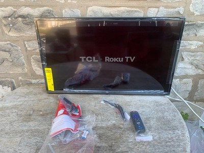 TCL 32  Class S3 (32S331) 720p HD LED Smart TV with Roku TV NEW Without Box