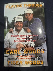 tiger woods /EARL WOODS SIGNED BOOK