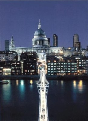 Blade of Light Story Millennium Bridge By Deyan Sudjic