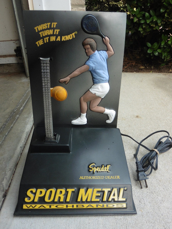 1970s Speidel Sport Metal Watchband Motorized Store Counter Display w Tennis Ply