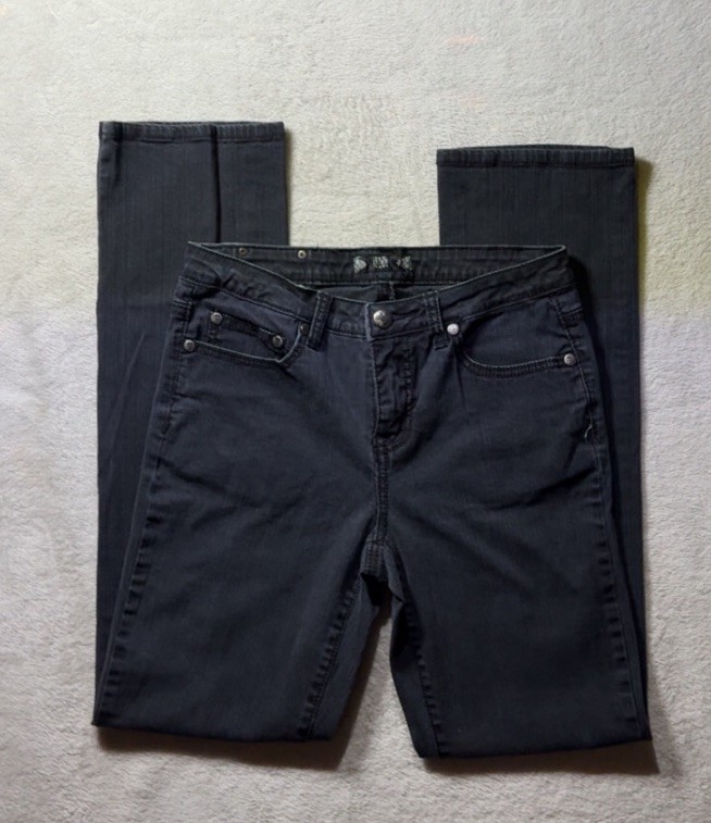 Tru Luxe Women's Black Floral Embroidered Jeans Size 29/8